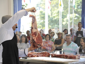 Vitrine da Carne na ExpoZebu: Do pasto ao prato, ao vivo