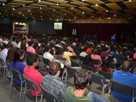 Fórum Latino-Americano do Agronegócio Sustentável é aberto com grande público