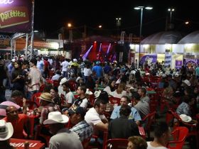 Vila Universitária agita a ExpoZebu