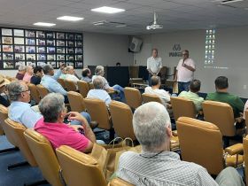 Painel de criadores abre 23º Congresso Nacional dos Leiloeiros Rurais com troca de experiências e diálogo próximo