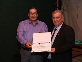 Diretor da ABCZ é homenageado com o ?Mérito Indubrasil 2019?