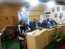 Mapa e setor produtivo discutem normas para exportação de gado vivo