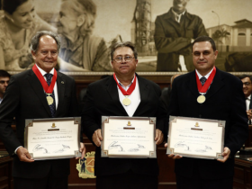 Presidente da ABCZ recebe Mérito do Agronegócio na Câmara de Uberaba