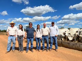 Equipe ABCZ realiza visita na Nelore JEM