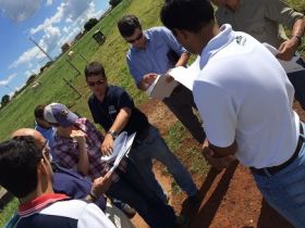 Experimentos da FAZU despertam interesse em pecuaristas e técnicos