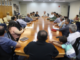 Conser anuncia ampliação de serviço de monitoramento rural em reunião na ABCZ