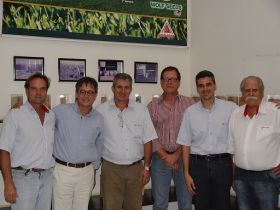 Empresas confirmam participação na ExpoZebu Dinâmica 2015