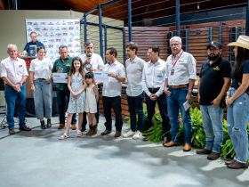 17ª ExpoGenética: ABCZ e PMGZ recebem homenagem da Colonial Agropecuária